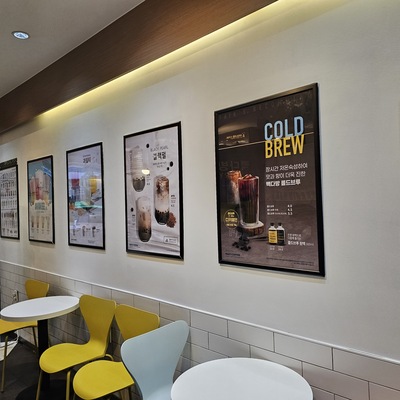 store_image_3