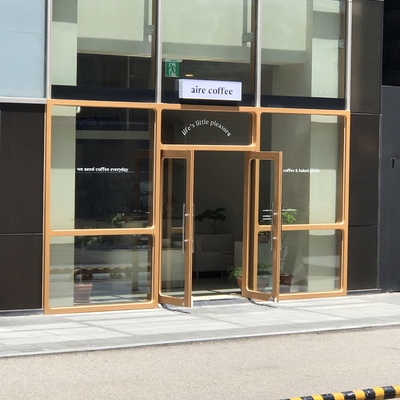 store_image_4