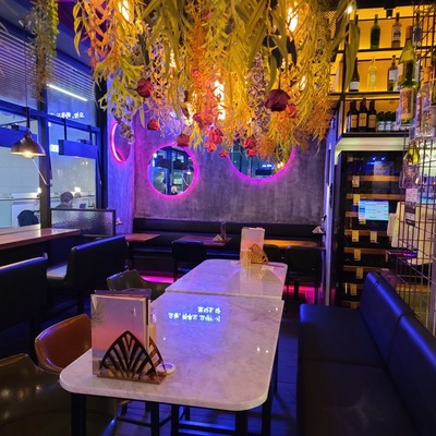 store_image_4