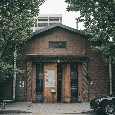 store_image_2