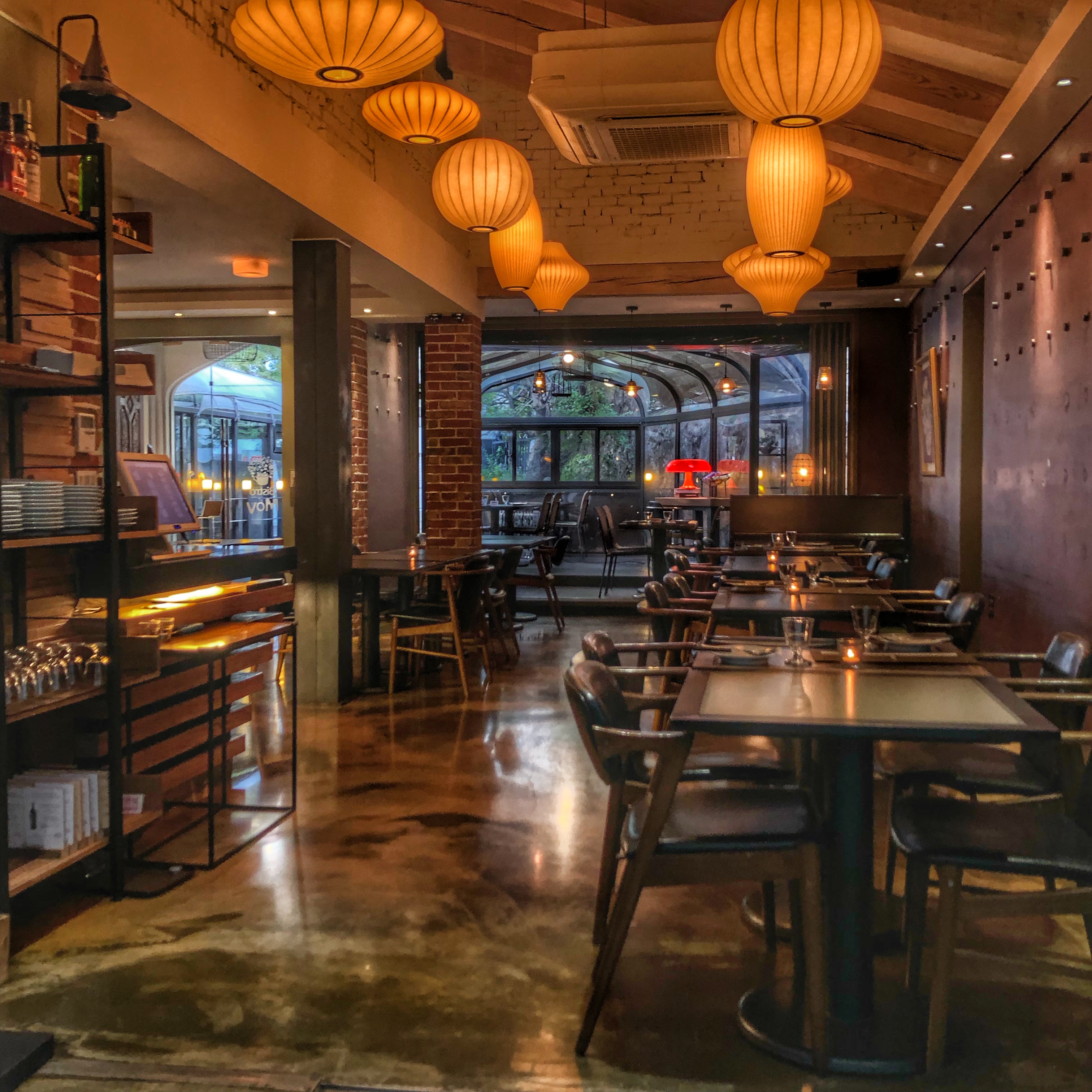 store_image_2