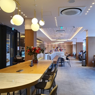 store_image_1