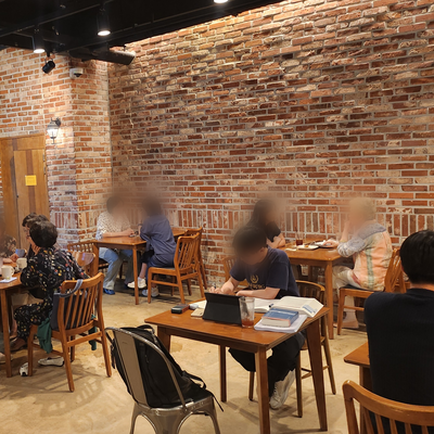 store_image_4