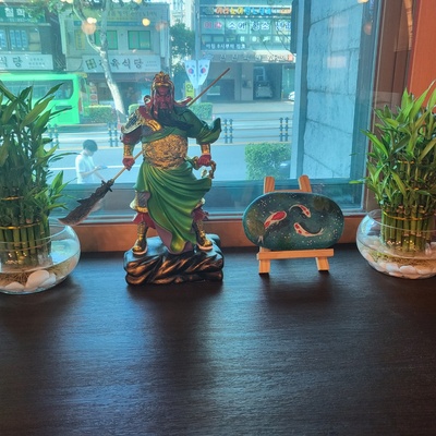 store_image_10