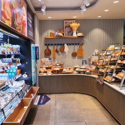 store_image_4