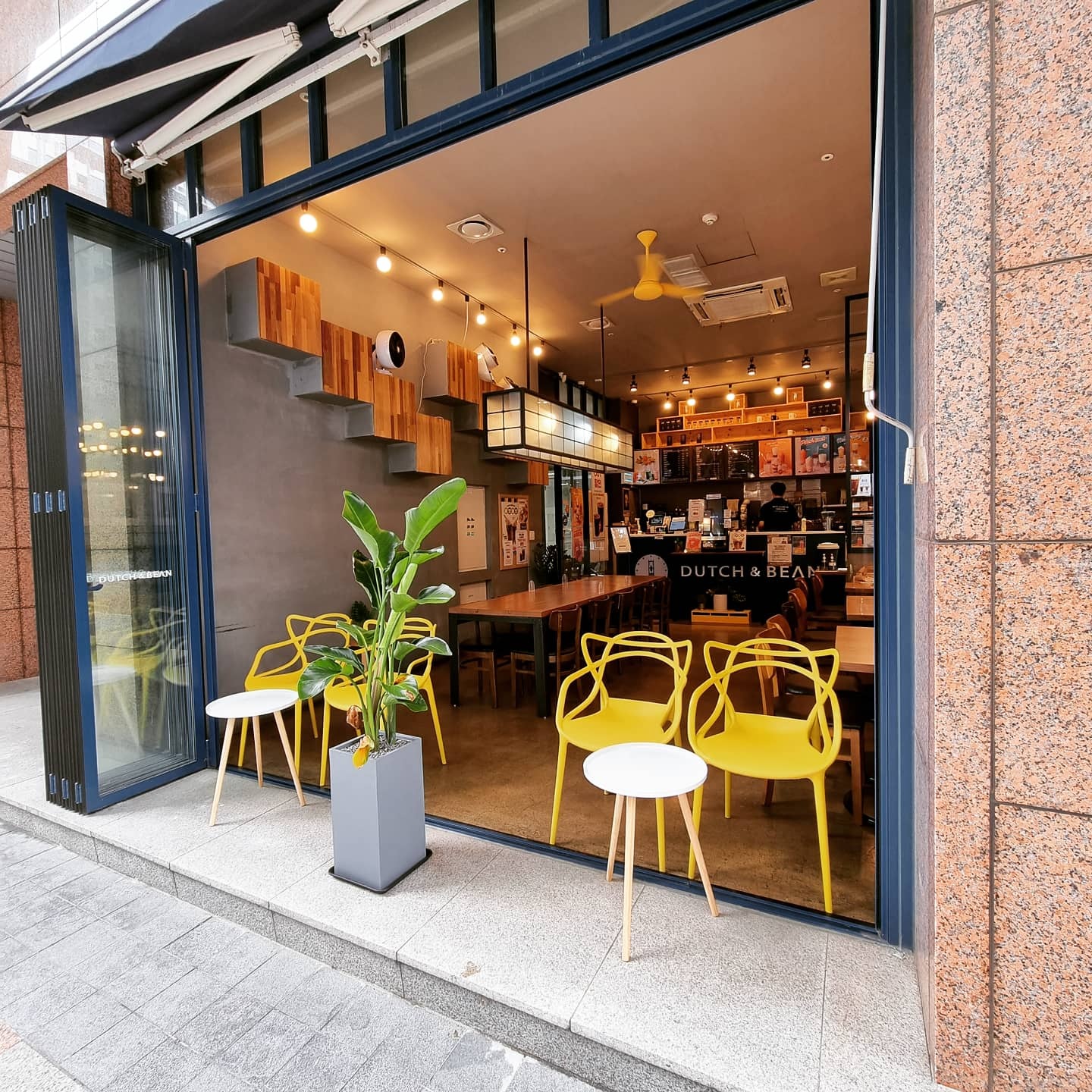 store_image_2