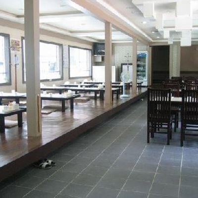 store_image_2