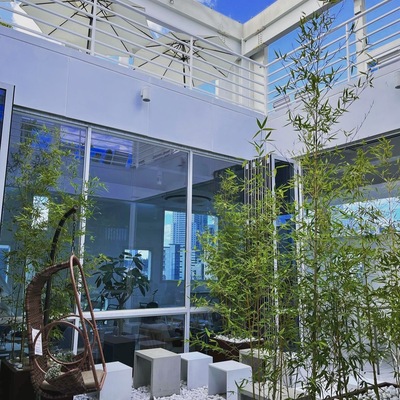 store_image_3