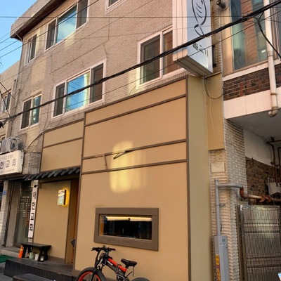 store_image_2