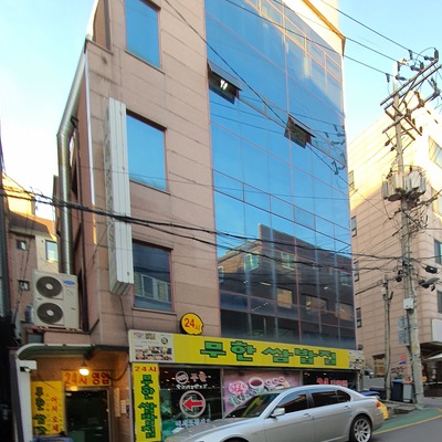 store_image_3