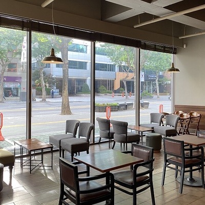 store_image_4