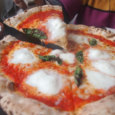 Iolo Wood-fired Pizza_image