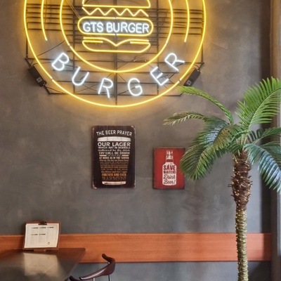 store_image_4
