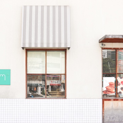 store_image_1