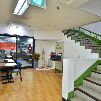 store_image_10