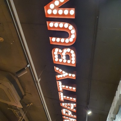 store_image_10