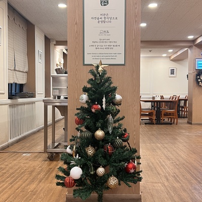 store_image_4