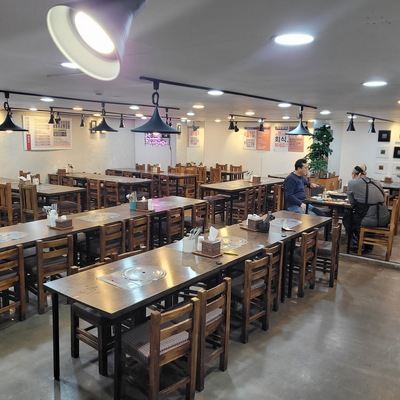 store_image_4