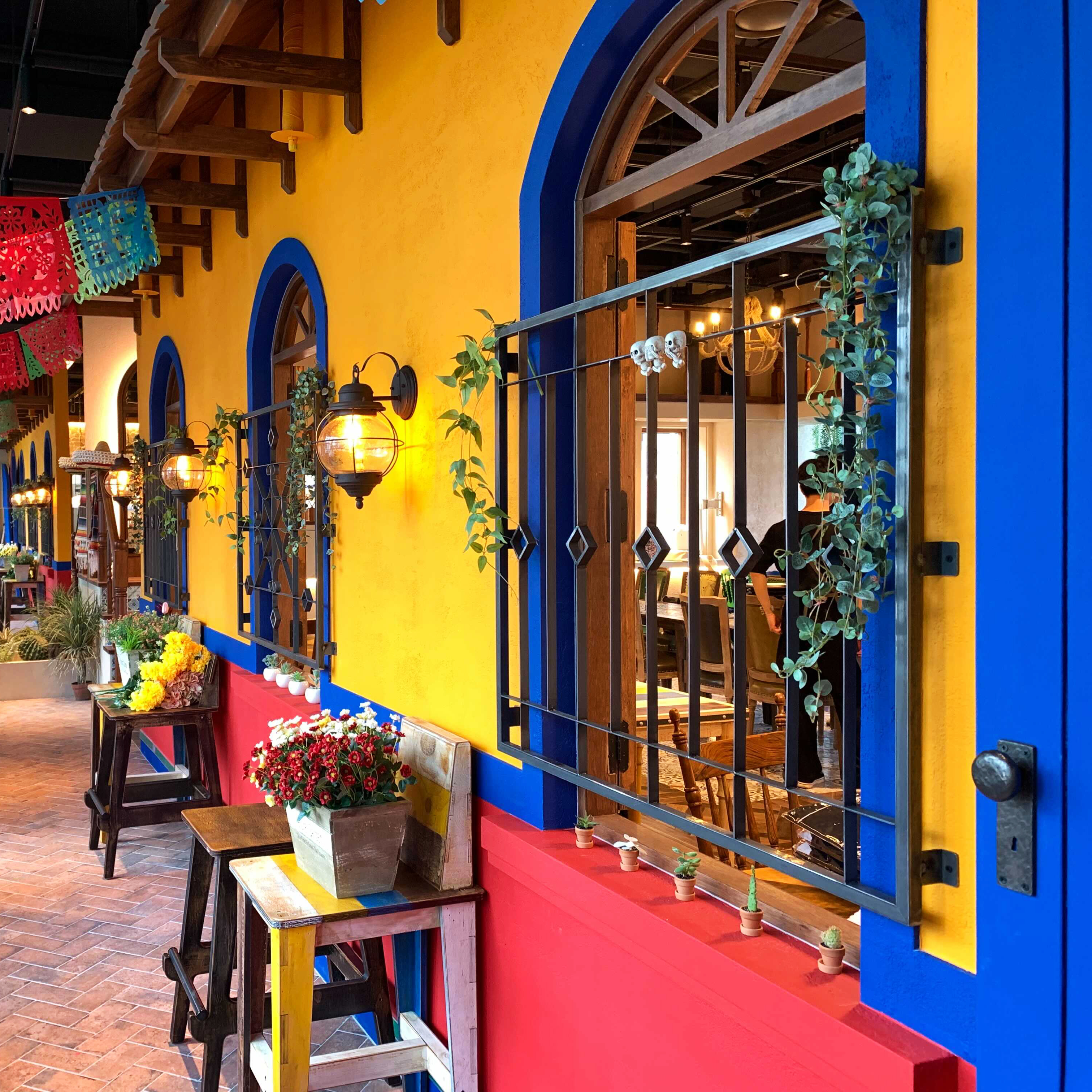 store_image_7