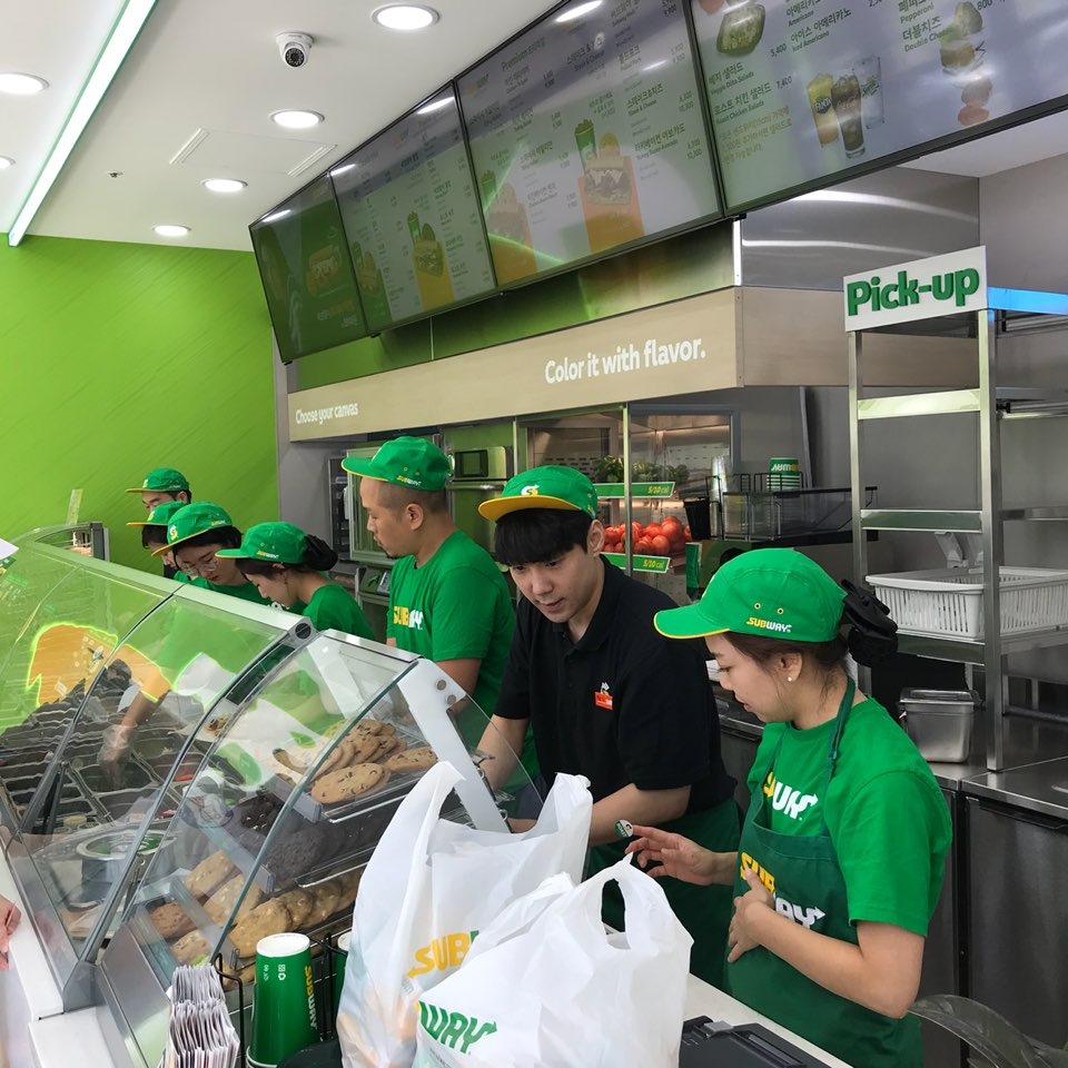 store_image_4