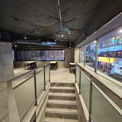 store_image_8