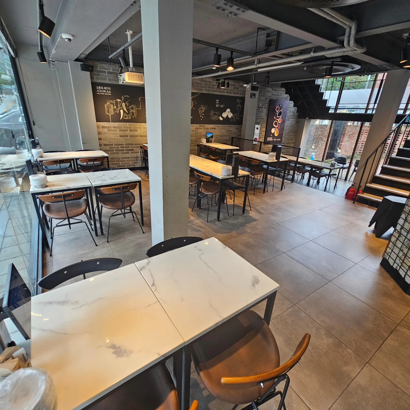 store_image_9