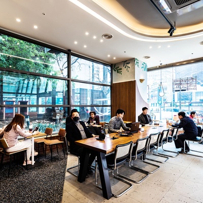 store_image_4