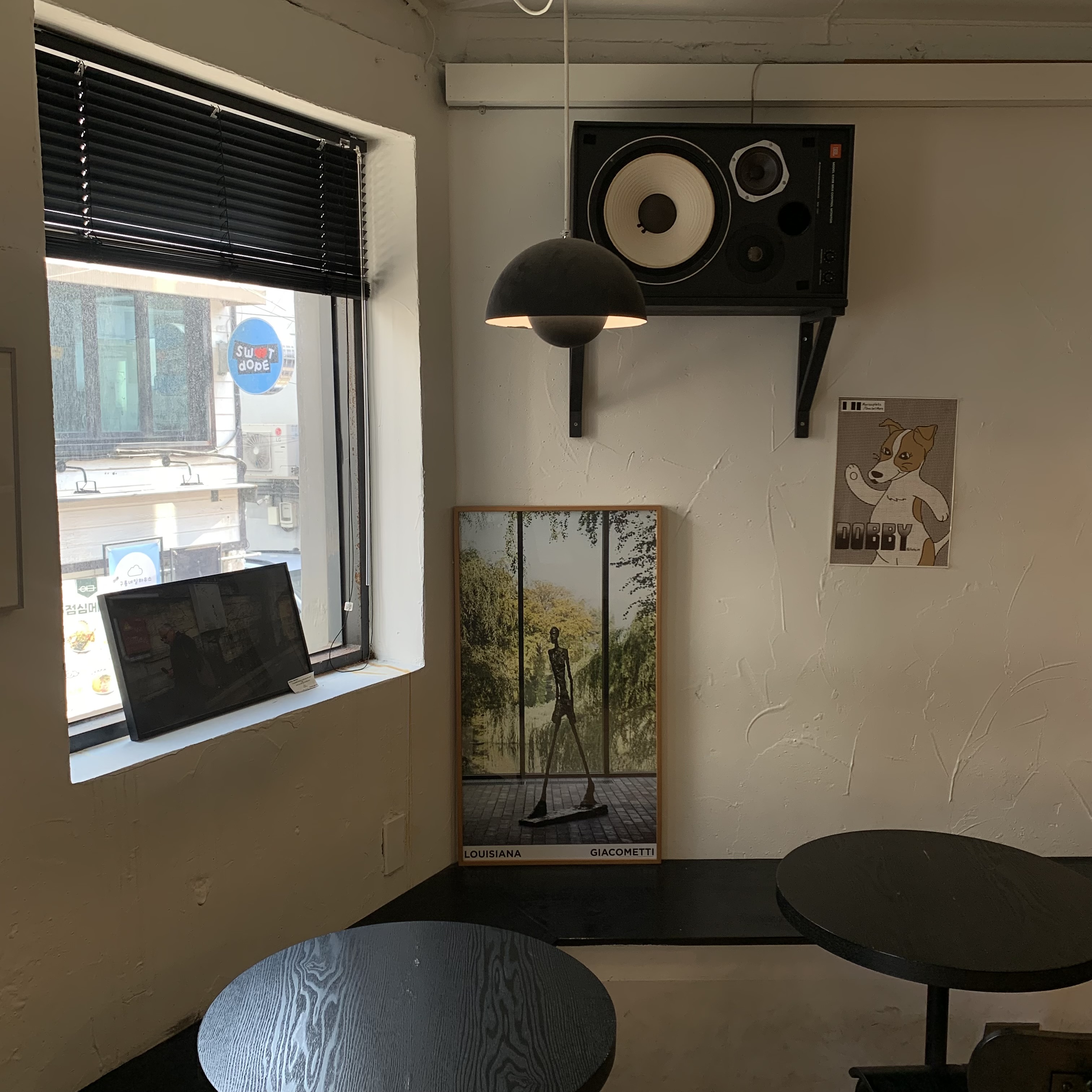 store_image_2