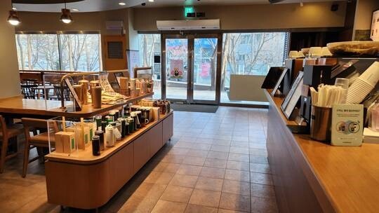 store_image_4