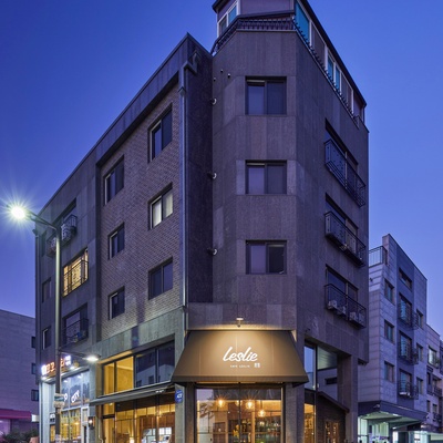 store_image_4