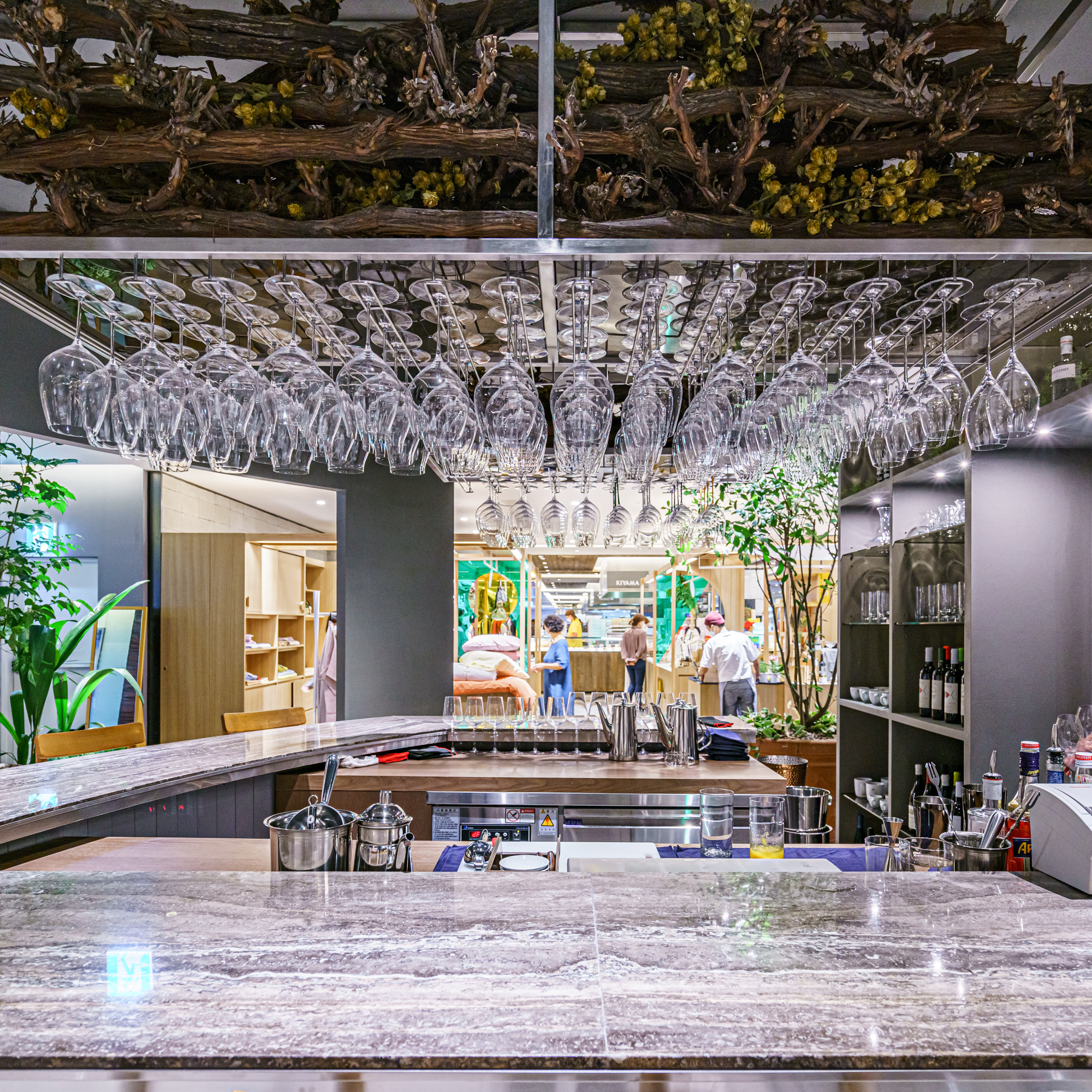 store_image_7