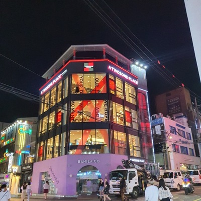 store_image_2