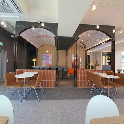 store_image_9