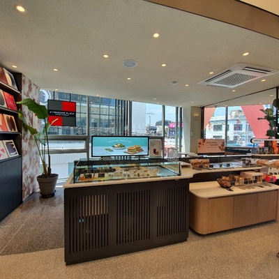 store_image_7