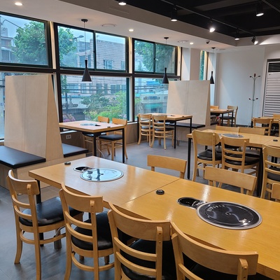 store_image_4